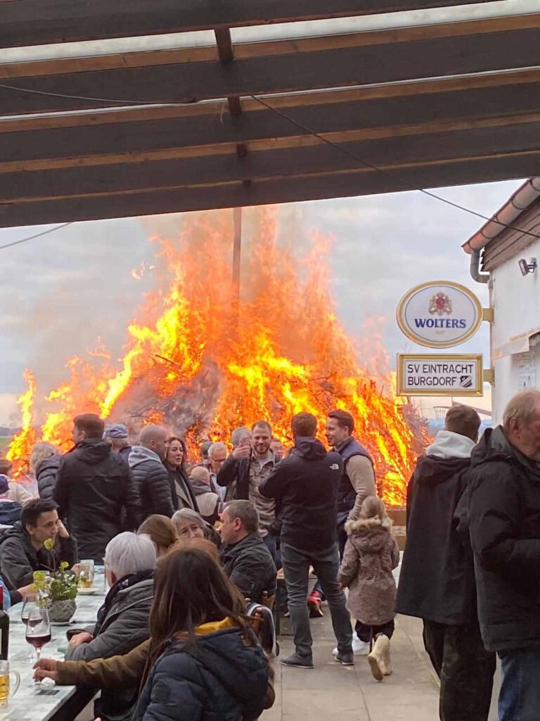 Osterfeuer 6
